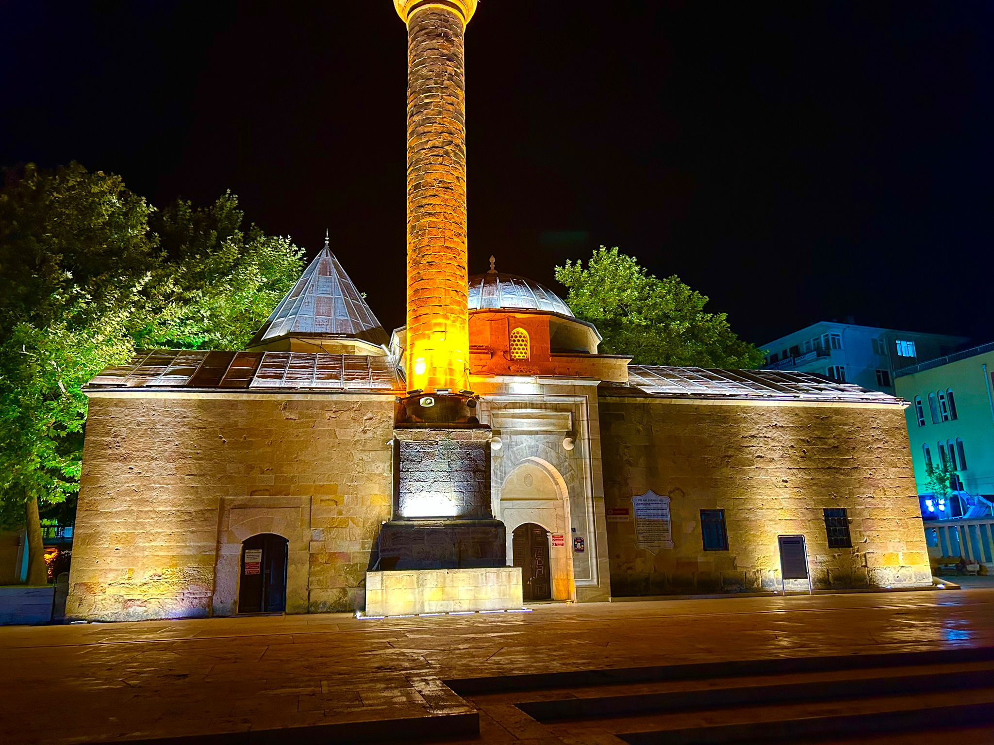 Ahi Evran Camii